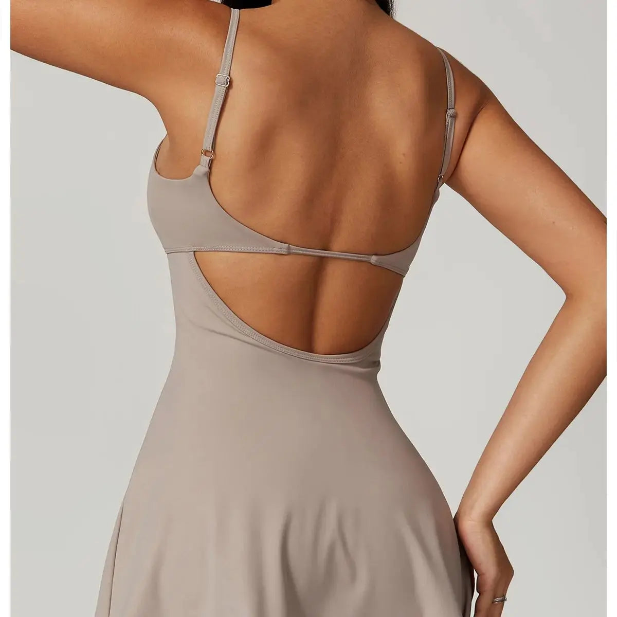 Women's Sports Beautiful Back Dress Removable Chest Cushion Breathable Outdoor Yoga Tennis Skirt Sexy Woman Yoga Sport Clothes